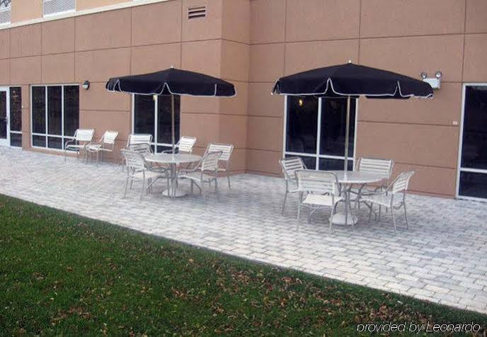 Fairfield Inn & Suites By Marriott Карлайл Екстериор снимка