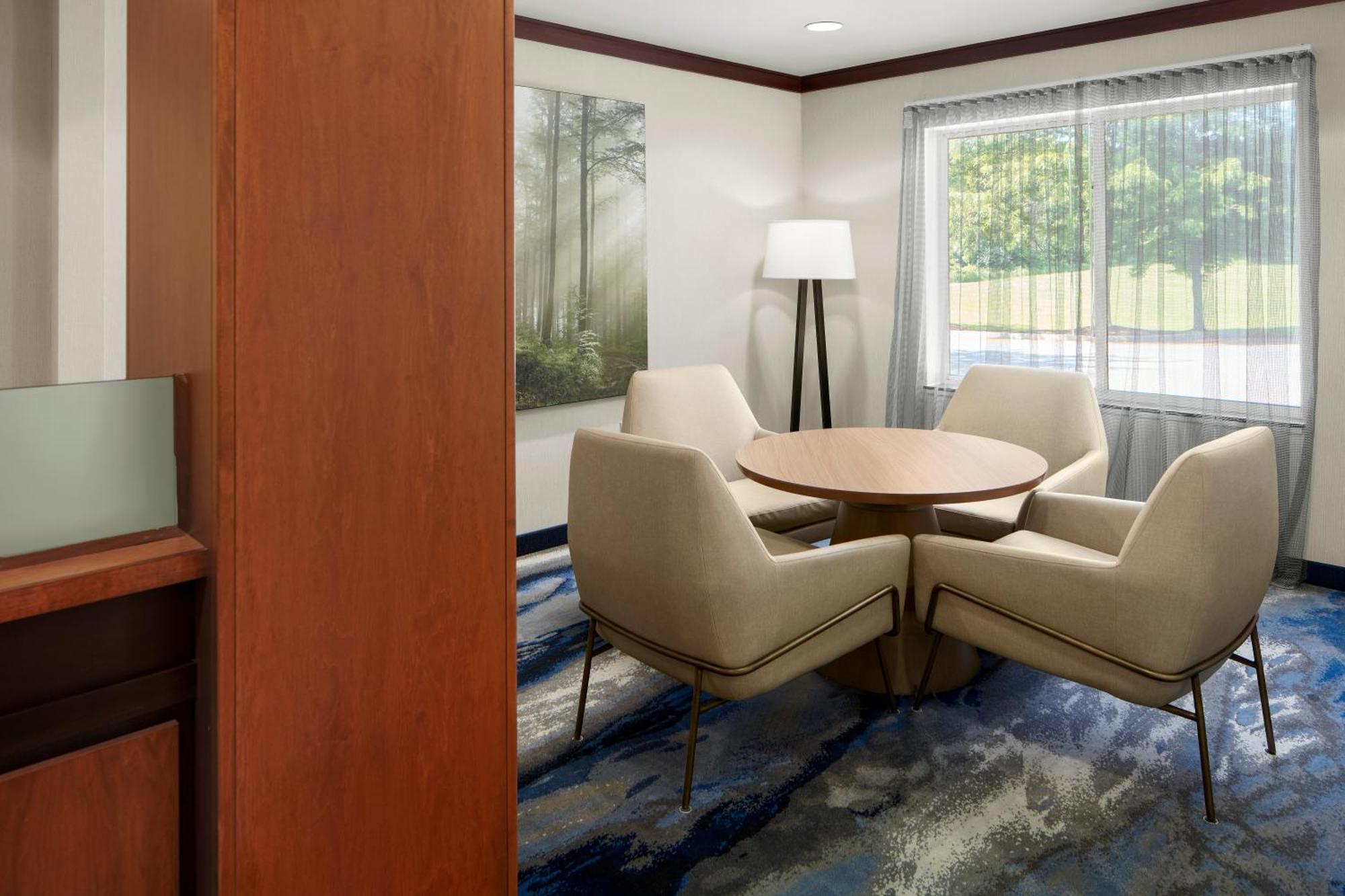 Fairfield Inn & Suites By Marriott Карлайл Екстериор снимка