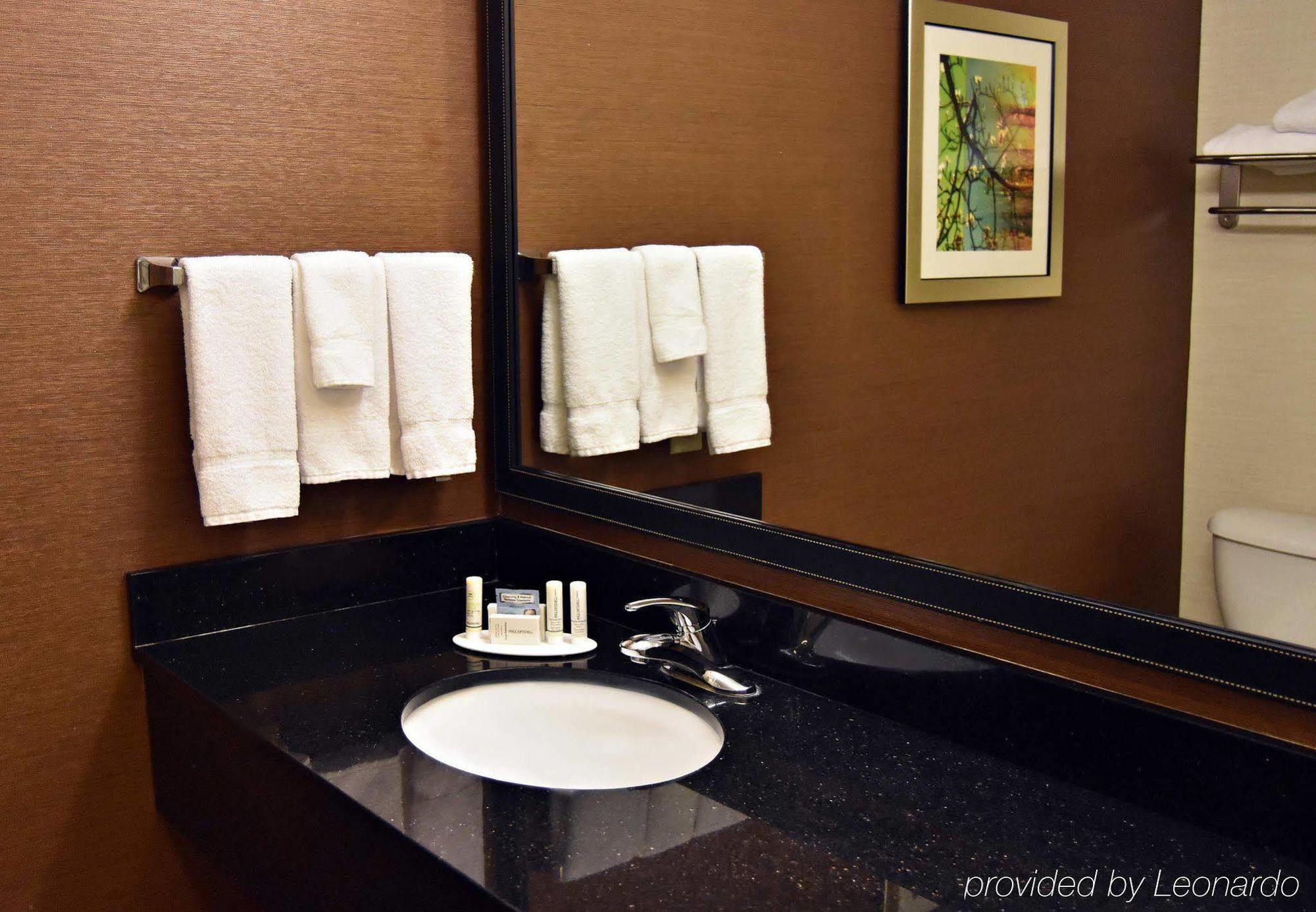 Fairfield Inn & Suites By Marriott Карлайл Екстериор снимка